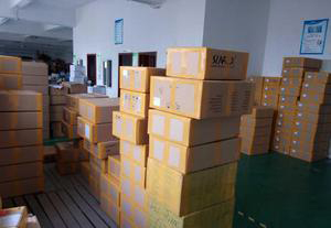 �c������D